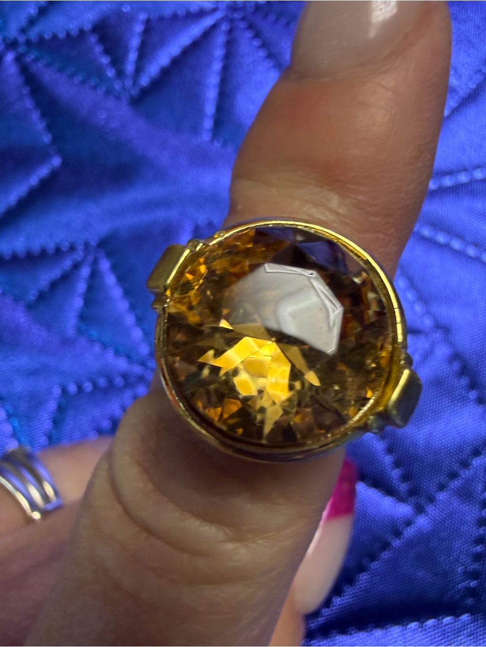 Park Lane Gold Tone Amber Crystal Statement Ring Size 7 New - Picture 2 of 3